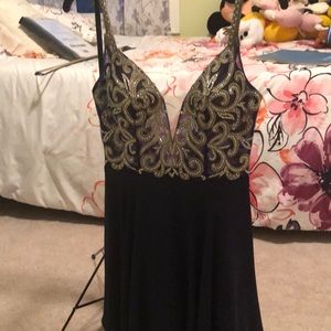 Cocktail/homecoming dress